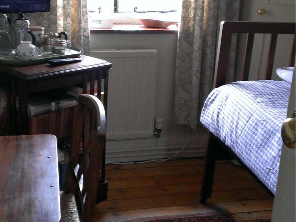 Bed and Breakfast Iolanthe Londres Habitación foto